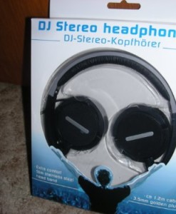 Stereo-DJ-Kopfhrer-mit-gutem-Klang-toller-Optik-schwarz-Komfort-Headphone-neu-0